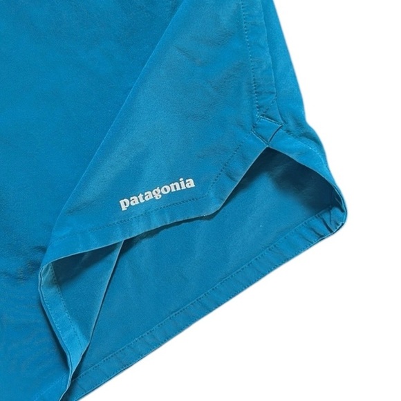 Patagonia® Men's Nine Trails Shorts in Teal Blue 8" Size XL - Picture 9 of 13